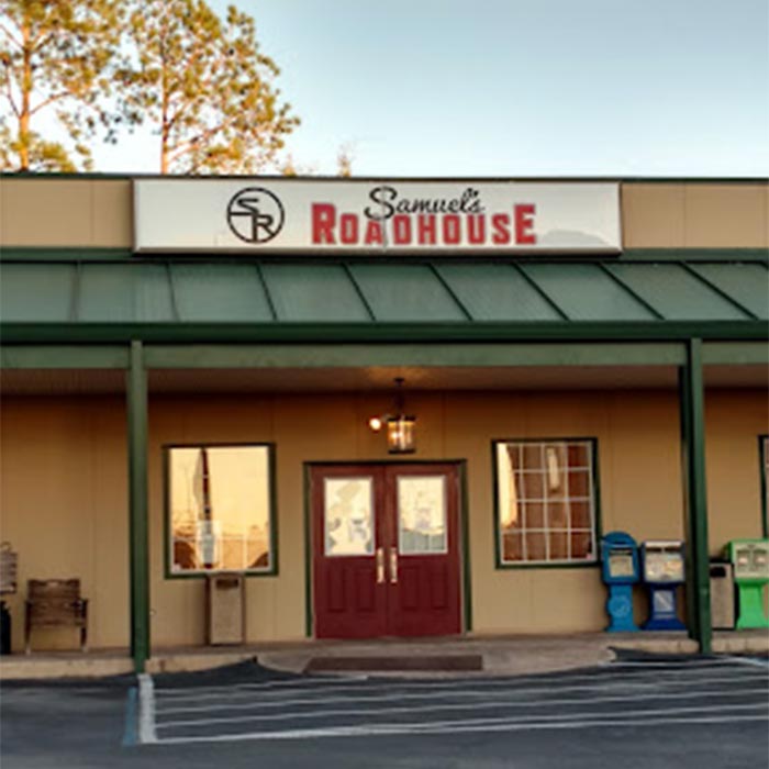 Samuel's Roadhouse restaurant, bar and steakhouse in Crestview, FL