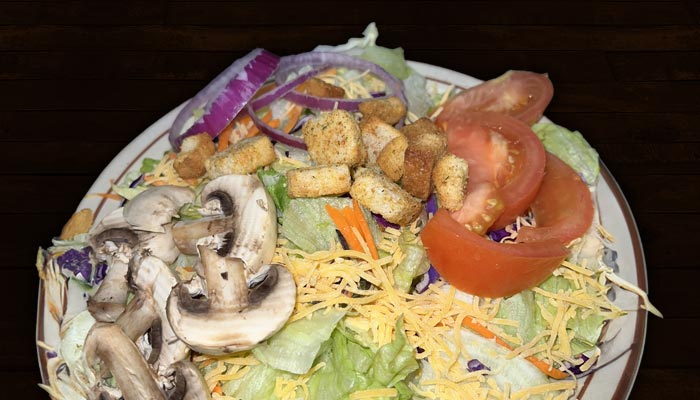 Fresh garden salad at Samuel's Roadhouse restaurant in Crestview Florida